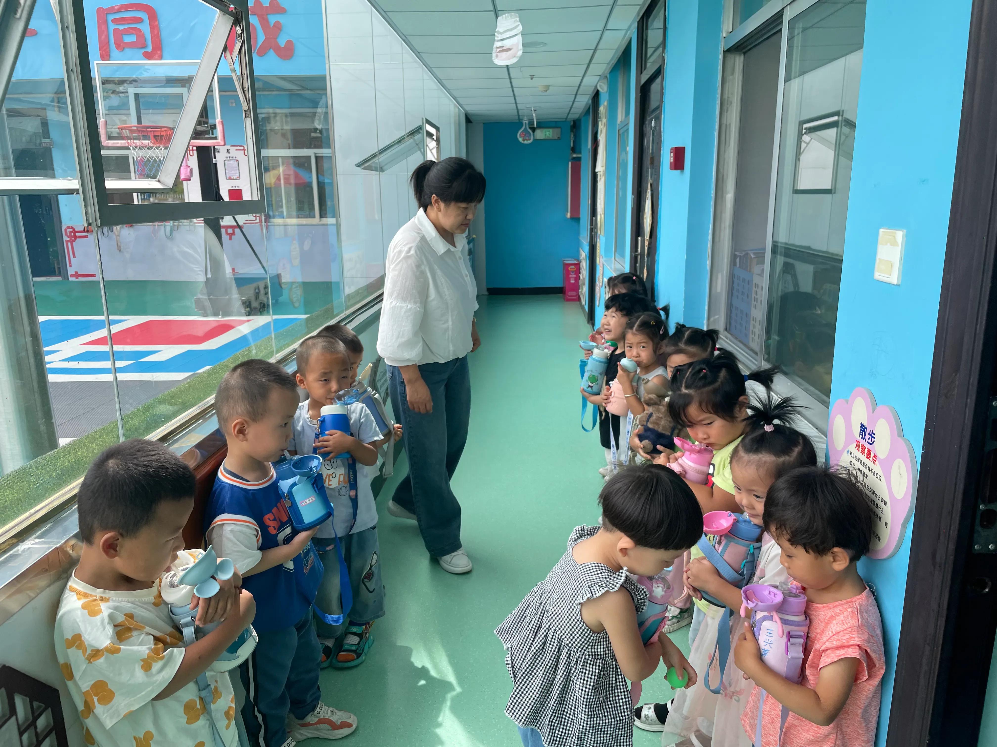 吴堡县第二幼儿园教师节系列活动