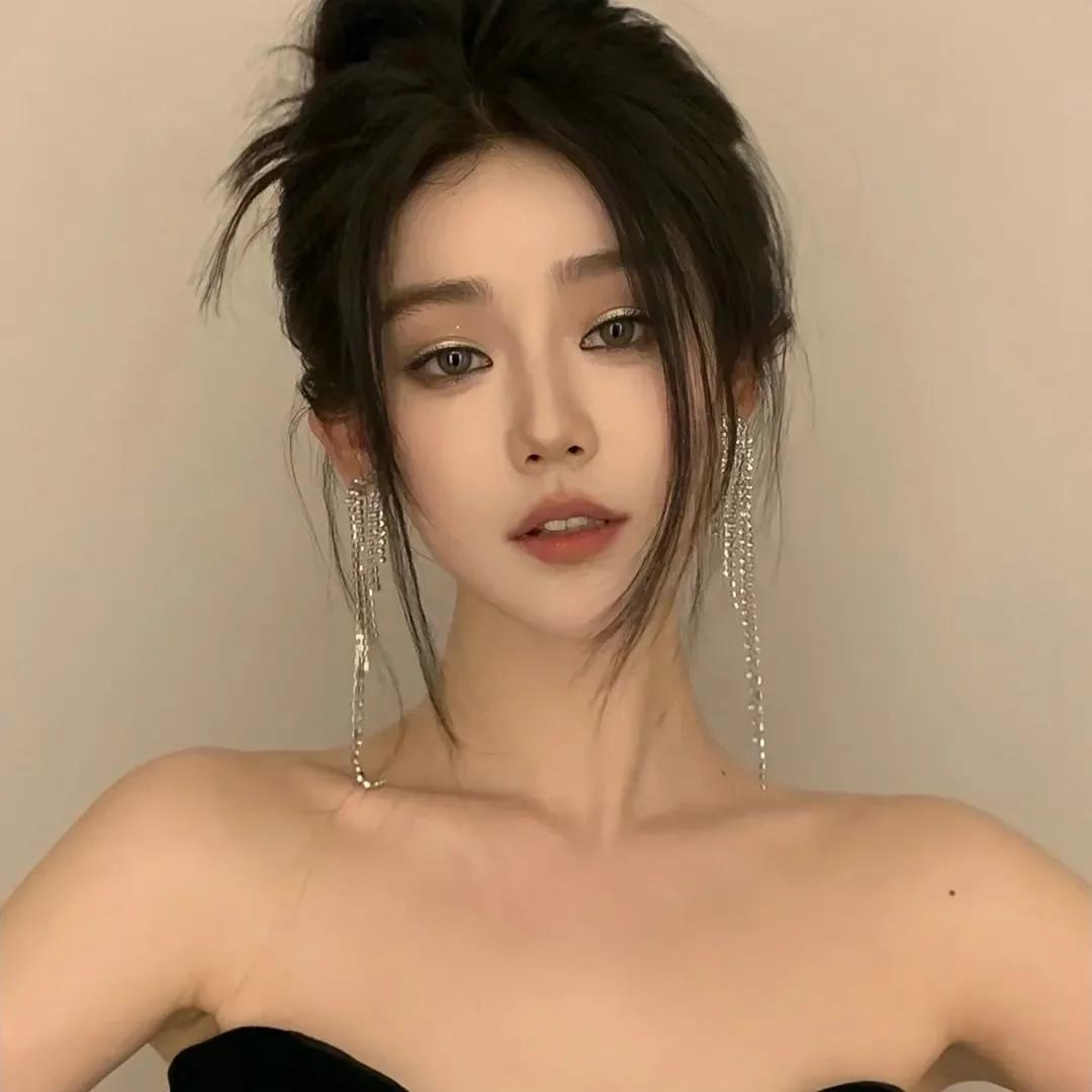 又酷又拽的女生头像和昵称,又酷又拽的女生头像漫画