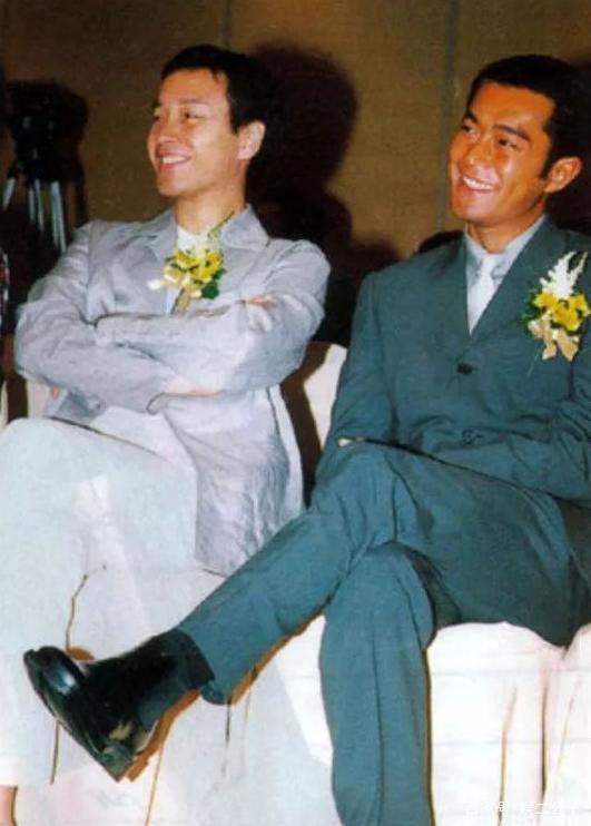 张国荣为何仍然被人怀念,张国荣为什么能让人们缅怀十七年