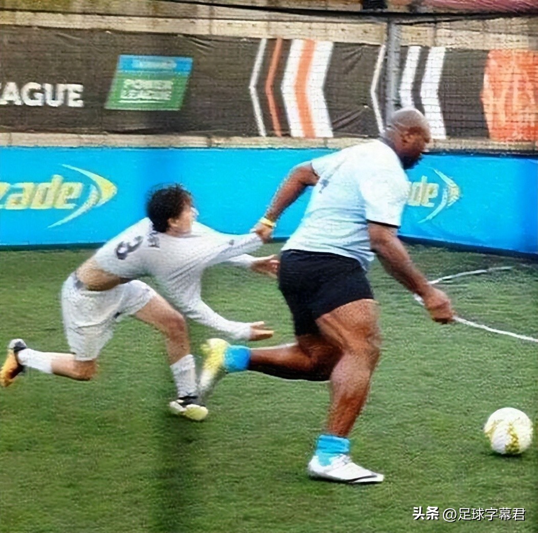 内马尔与梅西gif,每周足球趣图