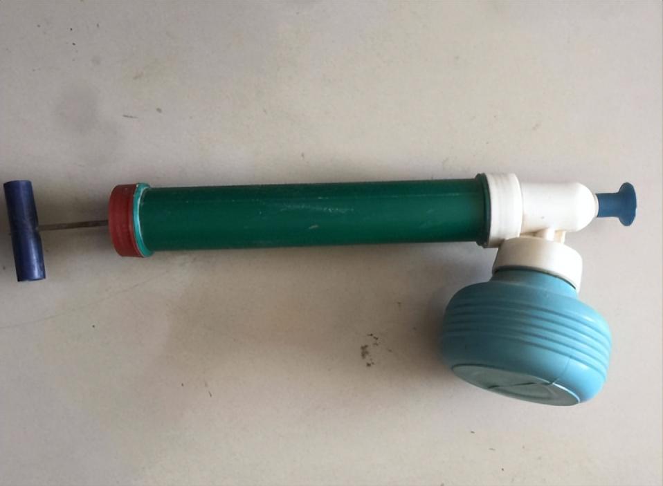 老一辈使用过的老物件,老物件见过三样说明你真的老了