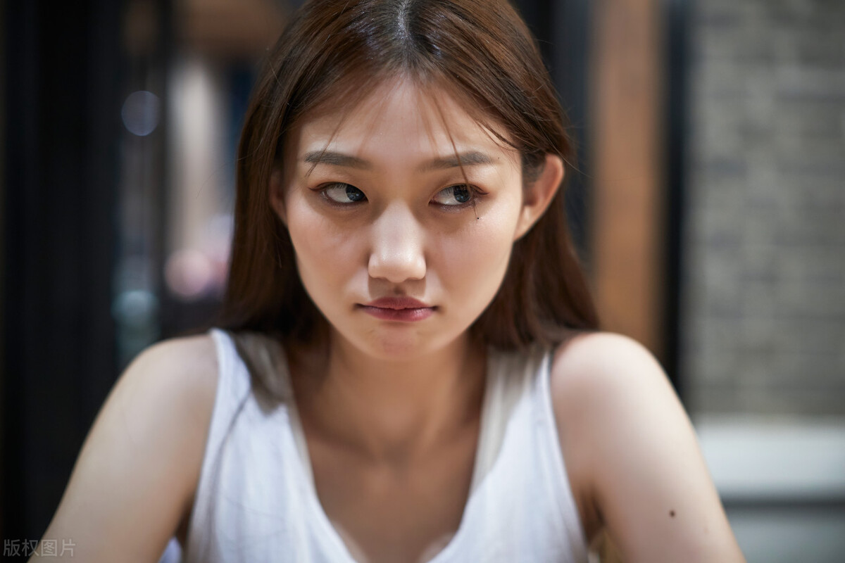 315攻略：面包发霉，消费者要求最少赔偿3000元，给还是不给？