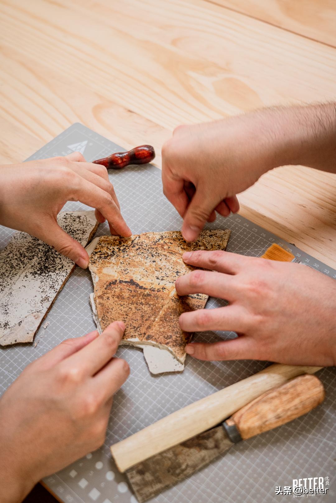 我在这家化石手作店，体验了一把「赌石」的快乐