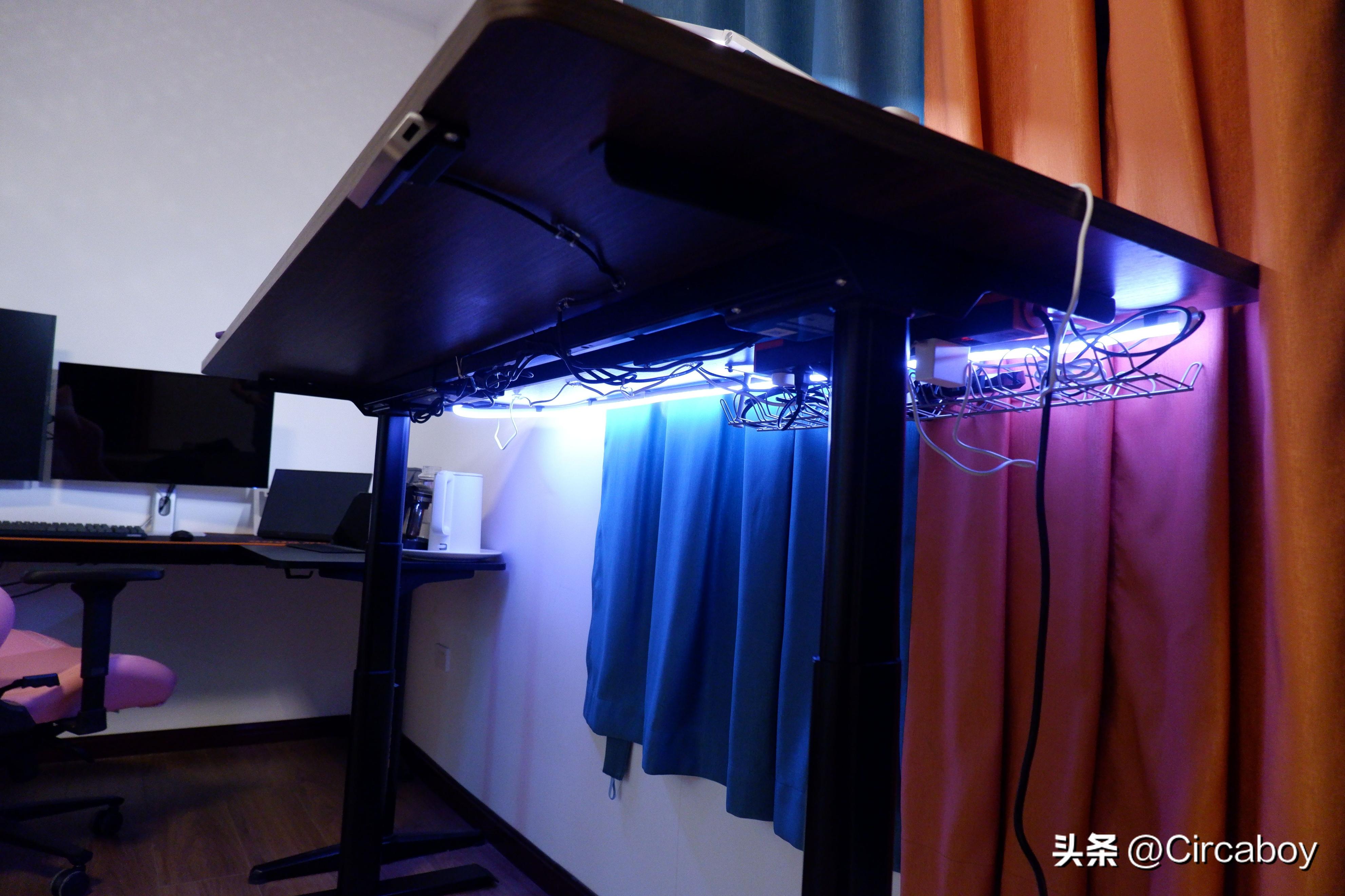 宅家好物清单-电视NAS电动升降桌与配件