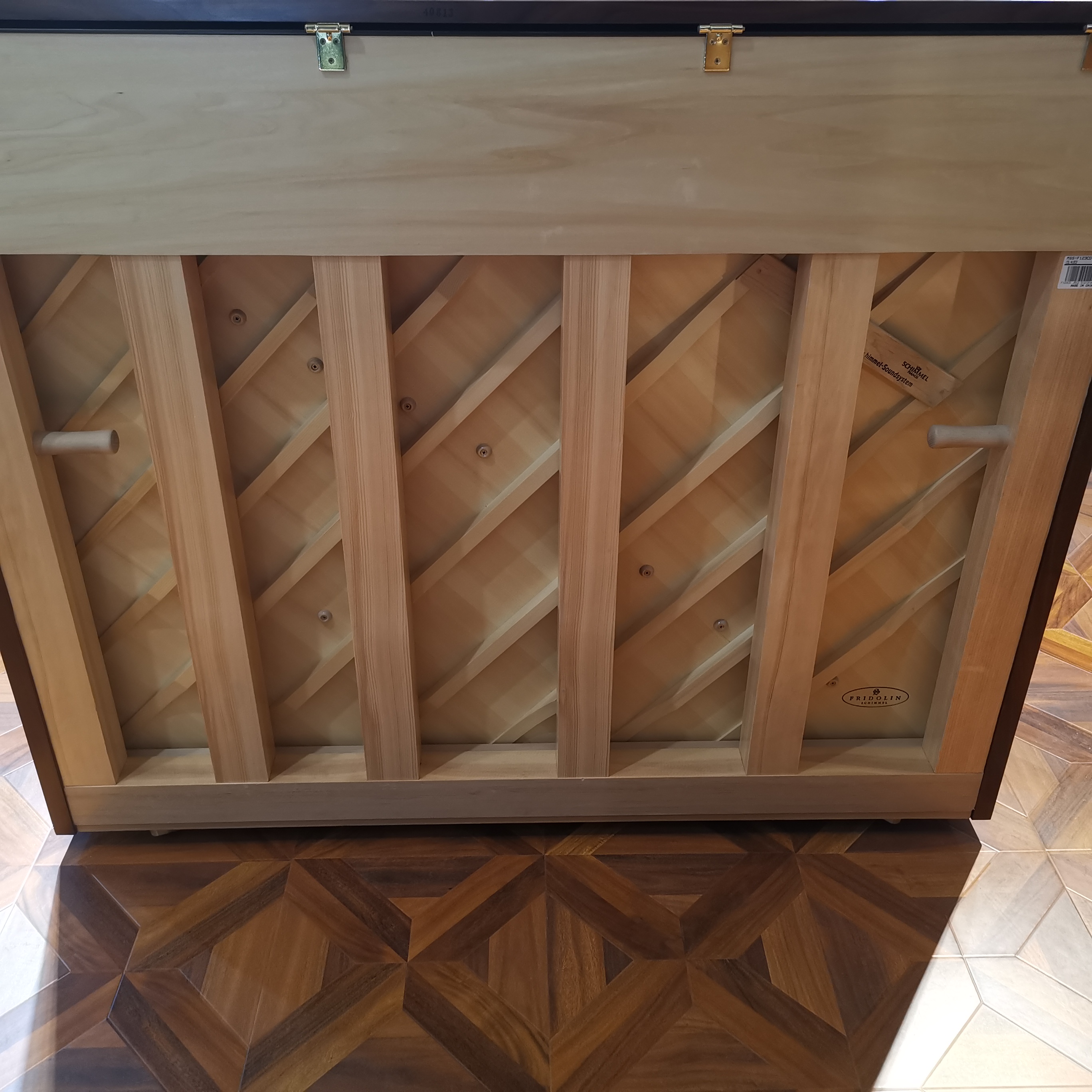 初学者买钢琴买什么品牌,初学买钢琴买什么价位