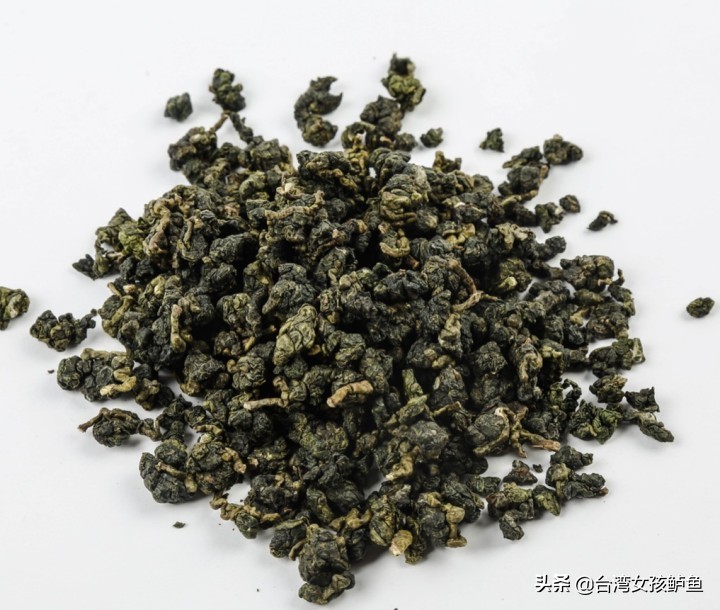 怎么样辨别乌龙茶有没有加香精,怎样分辨乌龙茶的真假