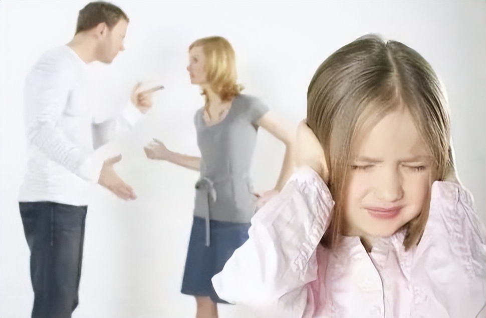 爸爸骂孩子怎么办,爸爸老是无缘无故骂孩子咋回事