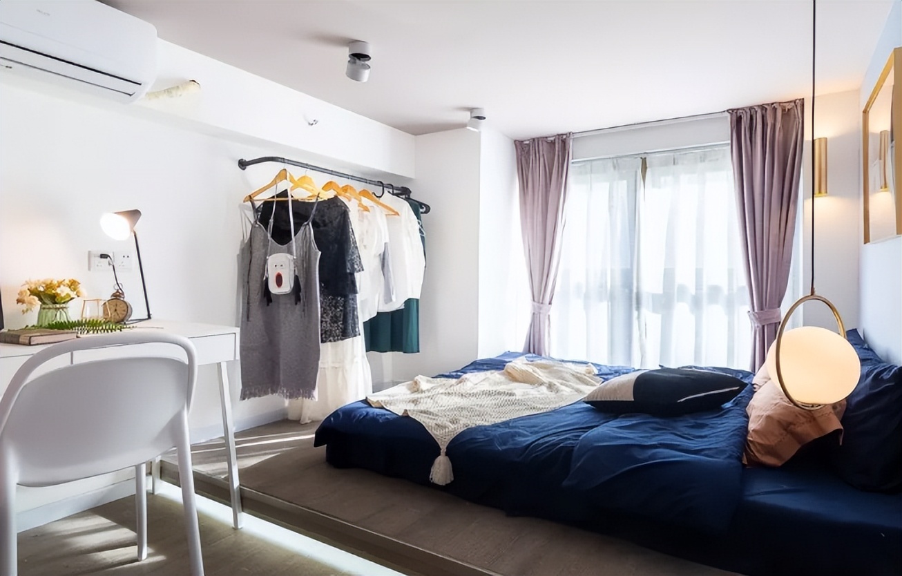 为了“省钱”不买床直接睡床垫？奉劝大家：别为了省钱忽视健康