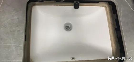 台下盆盆沿修复,厨房台下盆脱落怎样粘接修复