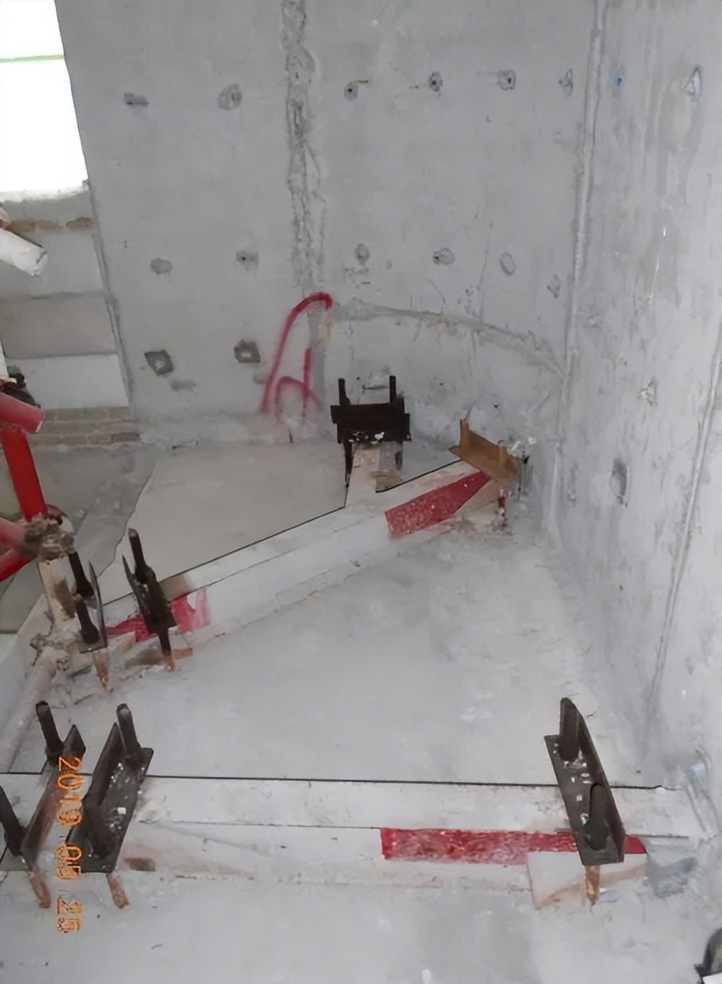 脚手架工程隐患识别图集,脚手架工程安全隐患图片讲解