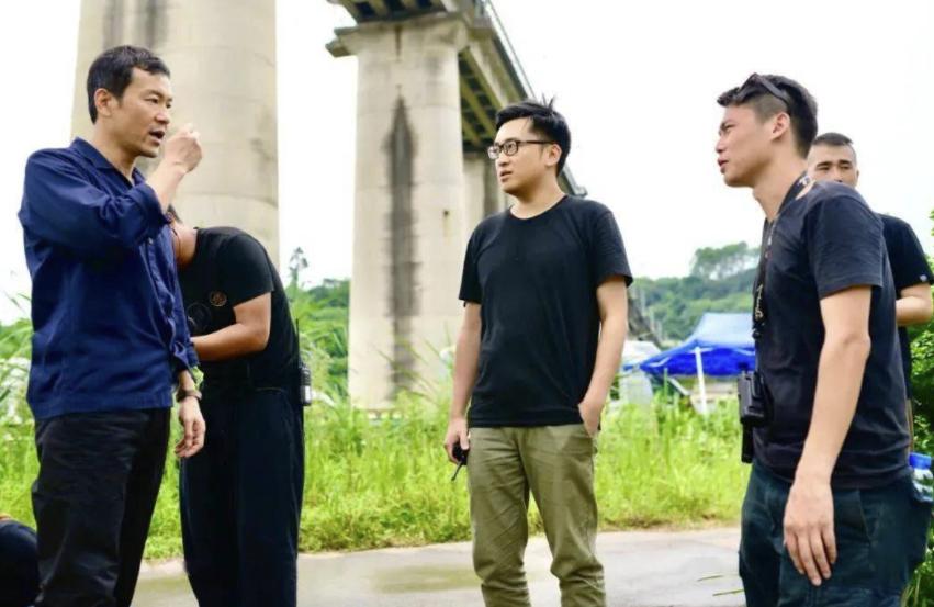 收视破2.1，女主角一出场就牢牢抓住了我眼球，这剧要火了