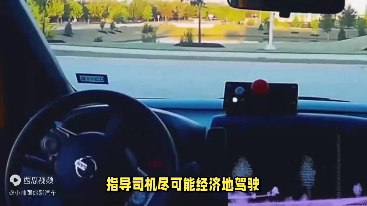 丰田塞纳性价比二手车,丰田塞纳豪华mpv与埃尔法