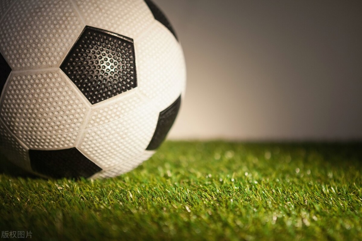 胖墩杀手,美艳娇妻从不惯着他,一根皮带勒着他肚子为他瘦身