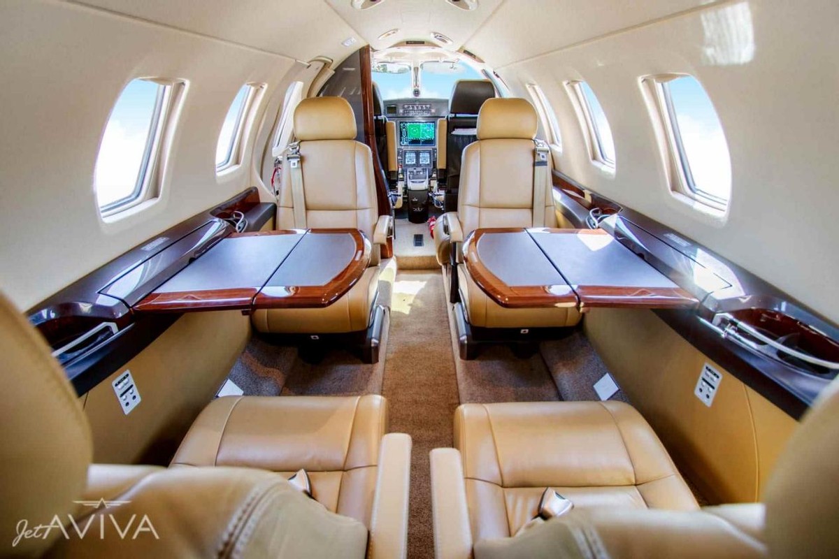 c罗和梅西的私人飞机,c罗梅西内马尔最强三剑客