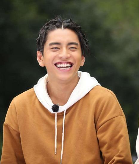 盘点那些长脸的男星,国内被嘲笑鞋拔子脸的男星