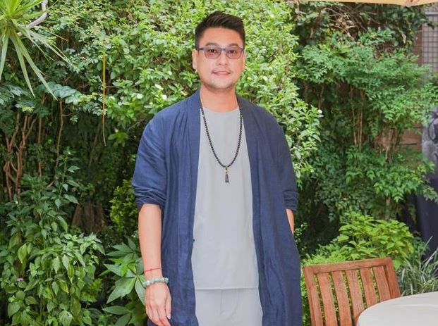 朱孝天当年为何离开f4,f4朱孝天个人资料