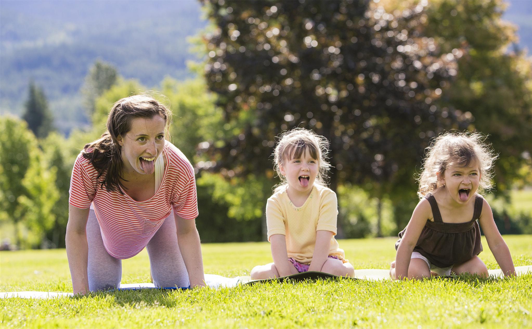同学群不说话的人,同学群里不退群也不说话