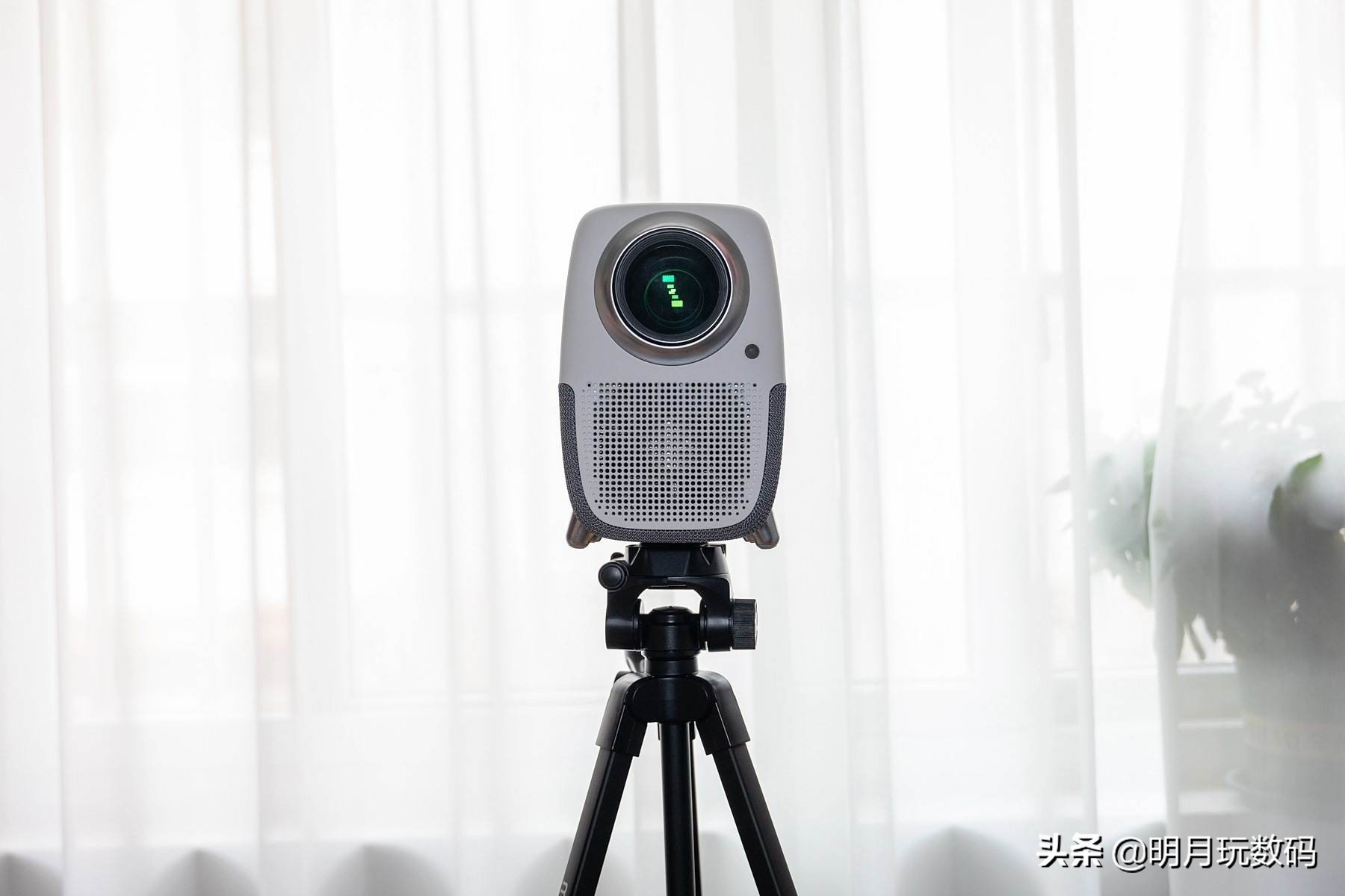 泰捷weboxt1投影仪和t1s怎么选,泰捷投影t1s缺点