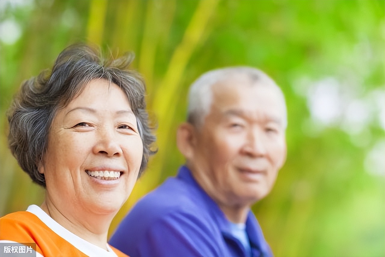 企退工人40年工龄能拿多少养老金,31年工龄企退职工拿多少养老金