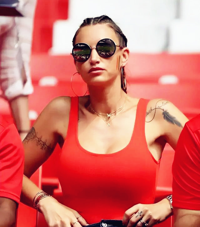 当卡塔尔世界杯的场外“主角”，Blokecore风才是你的选择