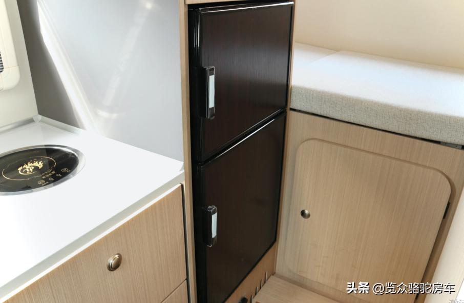 分时四驱七座柴油版,长城风骏7最新款