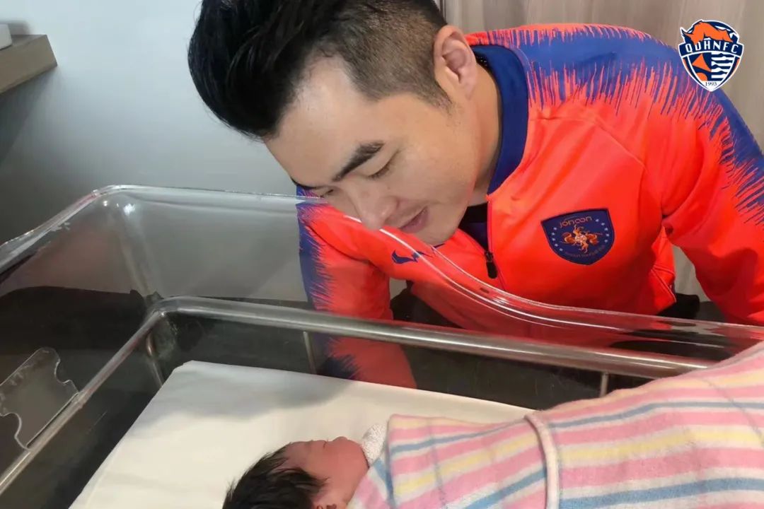 永远的第12人丨冠楠:身在澳洲心系海牛未来期待女儿以海牛为傲