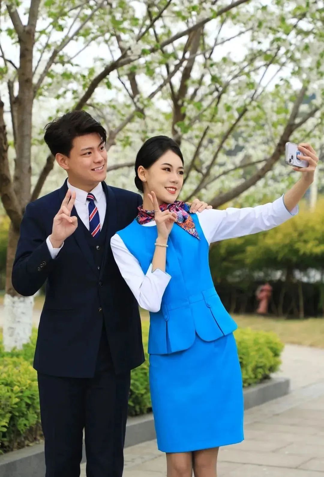 恋爱赏花没时间？四川这所高职专门放假7天过春天！谁羡慕我不说