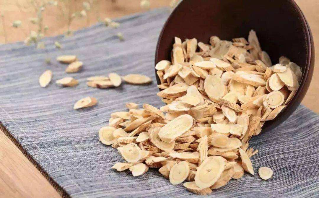 老年人头发晕有啥偏方,老年人头晕缺血吃什么