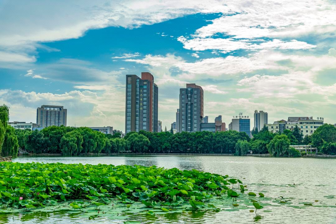 安徽池州旅游攻略酒店推荐,去池州玩住哪里比较好