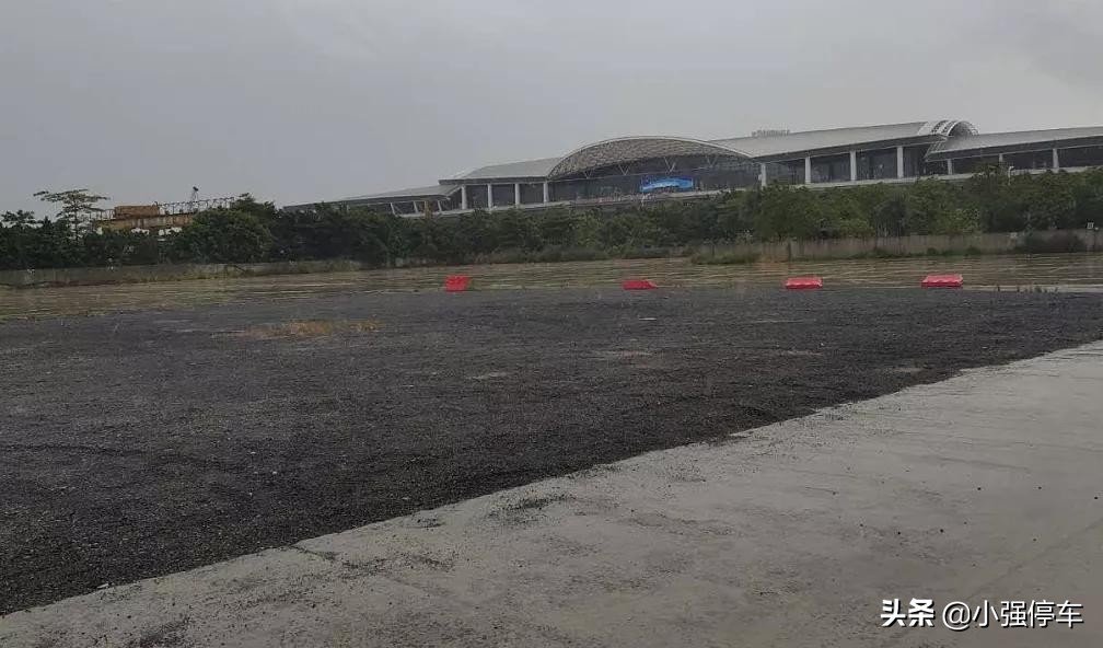 广州南站停车场停车费一天多少钱,广州南站停车场收费标准最新