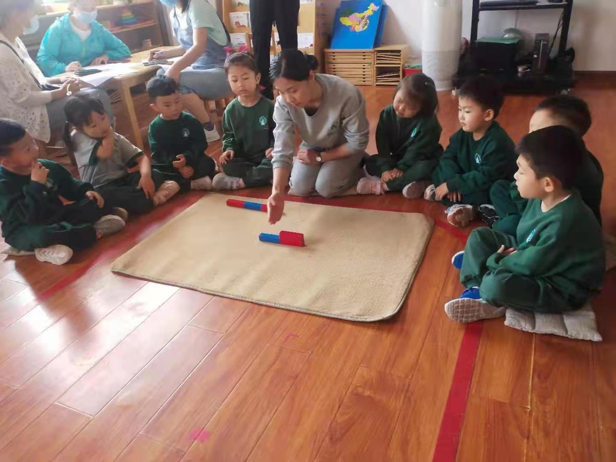 早教店加盟蒙特梭利,蒙特梭利教育加盟费多少钱