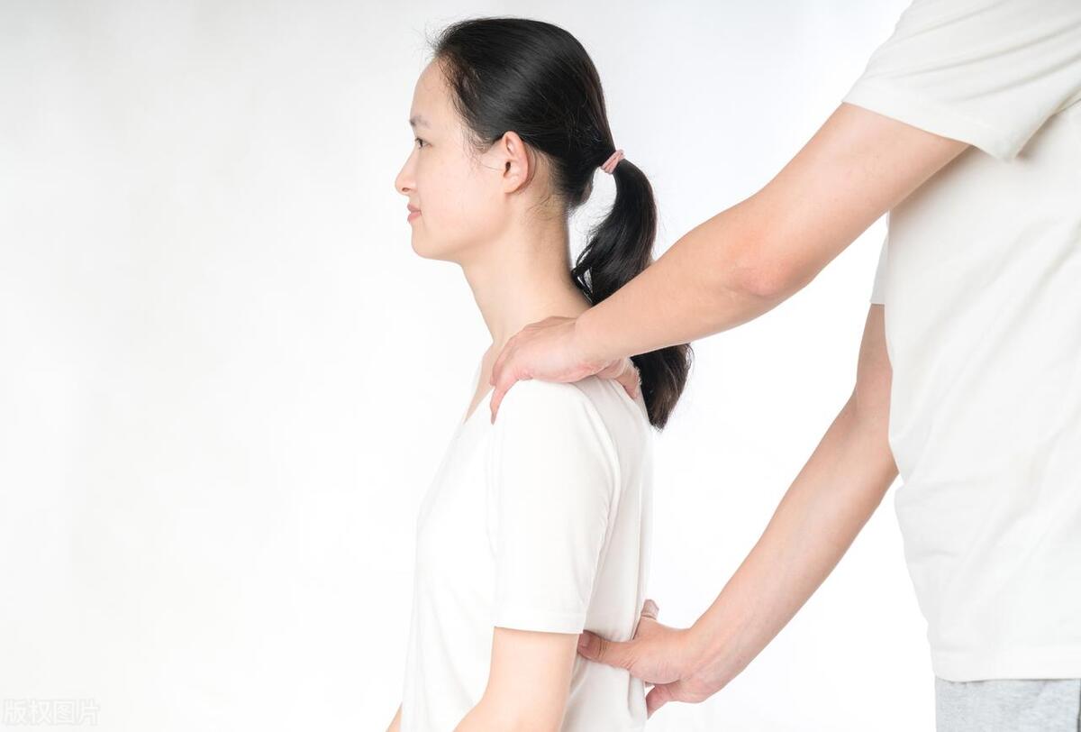 驼背矫正神器第一名,驼背能矫正过来吗成人