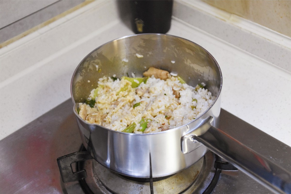 不锈钢锅小奶锅推荐双立人,不锈钢双立人汤锅和珐琅锅的区别