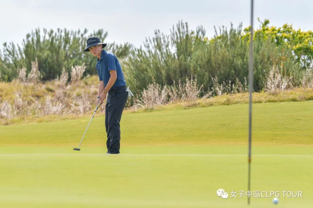 校内有高尔夫的大学有哪些,学校室内高尔夫