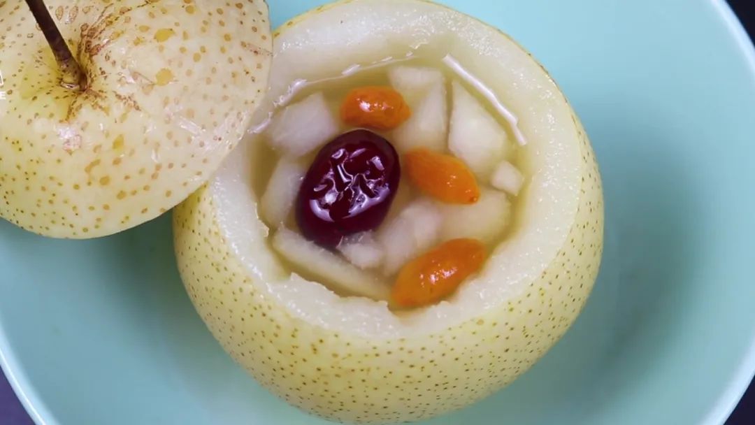 治喉咙咳嗽煮什么吃,什么水果蒸着吃了治咳嗽