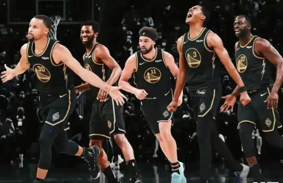 休赛期字母哥,休赛期球星打球