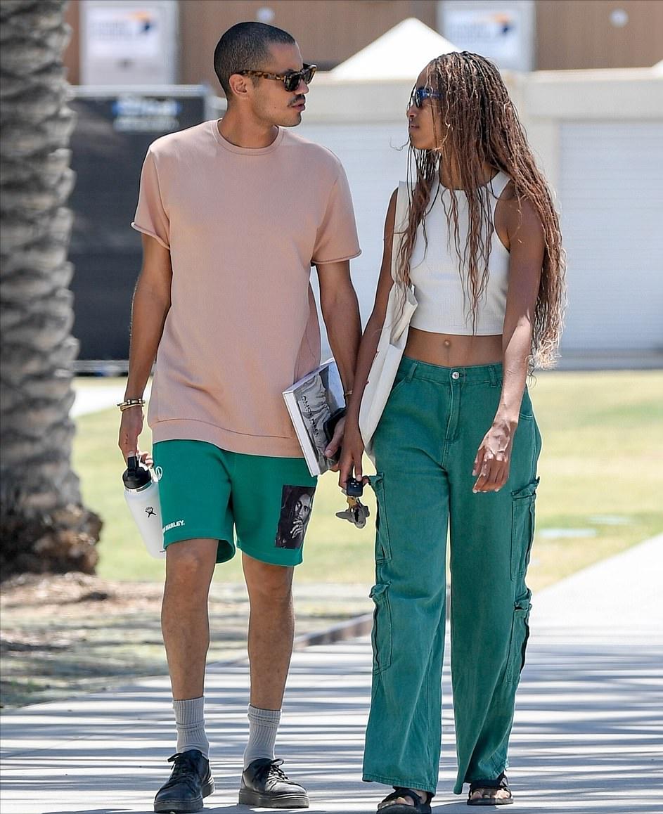 奥巴马女儿和男友约会,奥巴马最近和他女儿视频