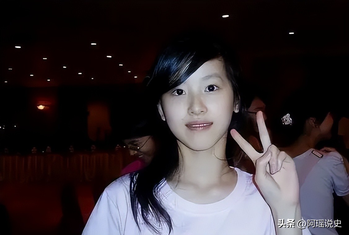 刘强东章泽天瑞士打货论坛,章泽天和刘强东首次同框