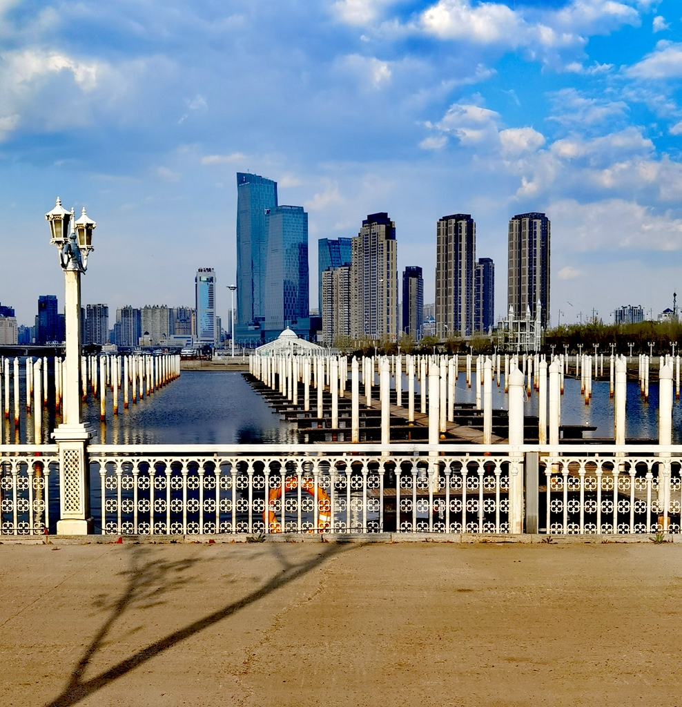 顾乡屯遗址,顾乡屯火车站