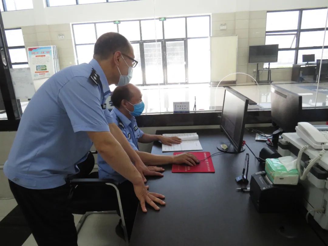 季度之星民警个人事迹简介,季度之星个人主要事迹200字