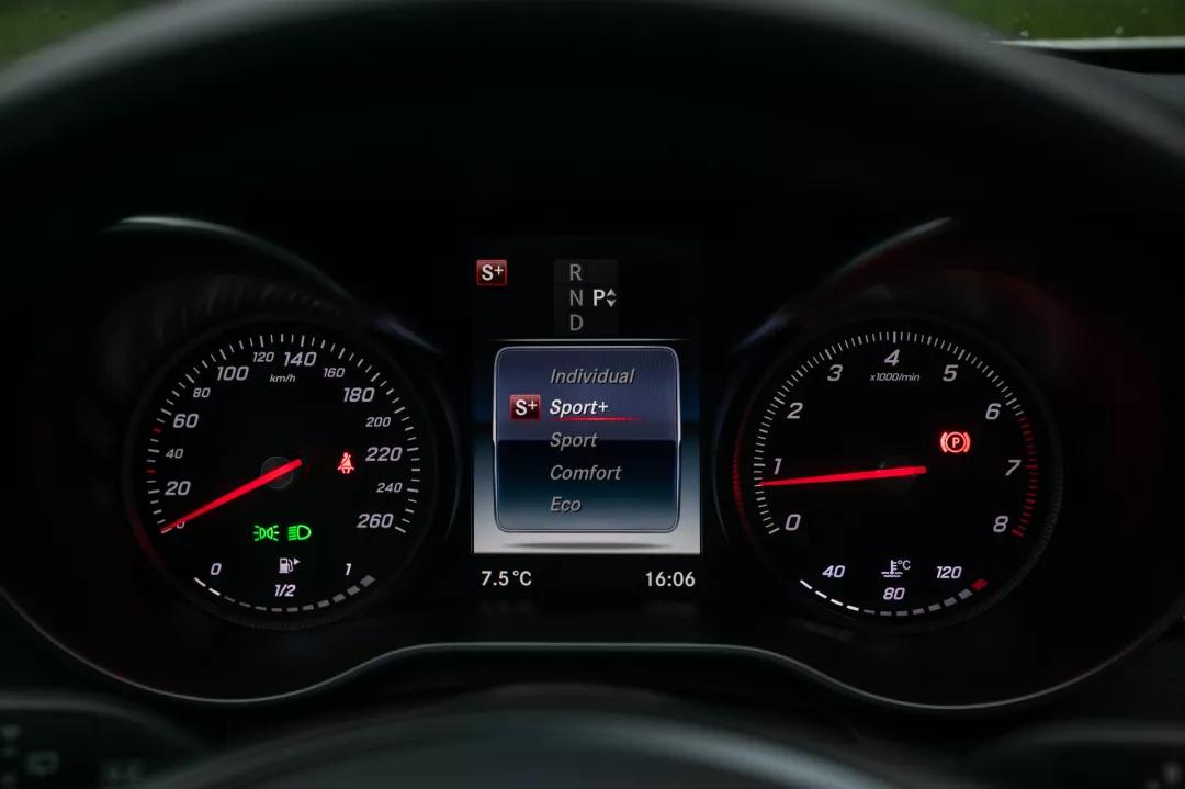 奔驰瓦罐二手,二手奔驰c200怎么样值得买吗