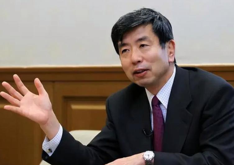 银行存款超过10万的政策,银行存款达到多少能跟经理谈利息