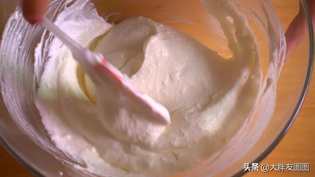 不要面粉的简易蛋糕,安茹白乳酪蛋糕制作