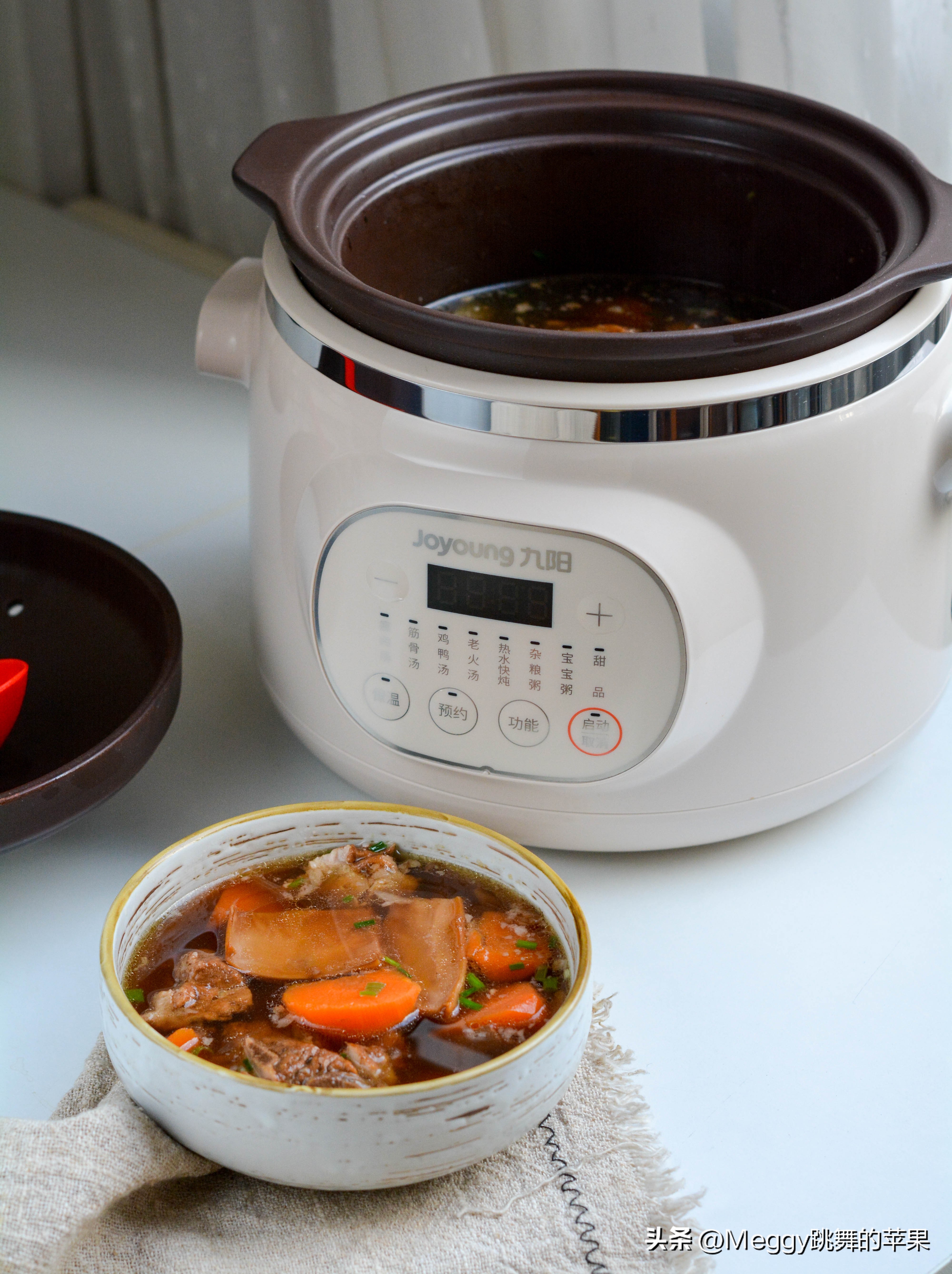 立冬常喝这碗汤滋补暖身又养胃,立冬后多喝这道汤汤鲜味美身体好