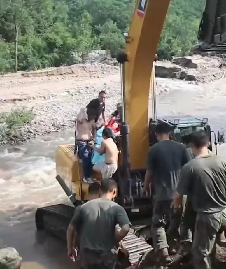 涞水泥石流灾难视频,涞水汤家庄泥石流