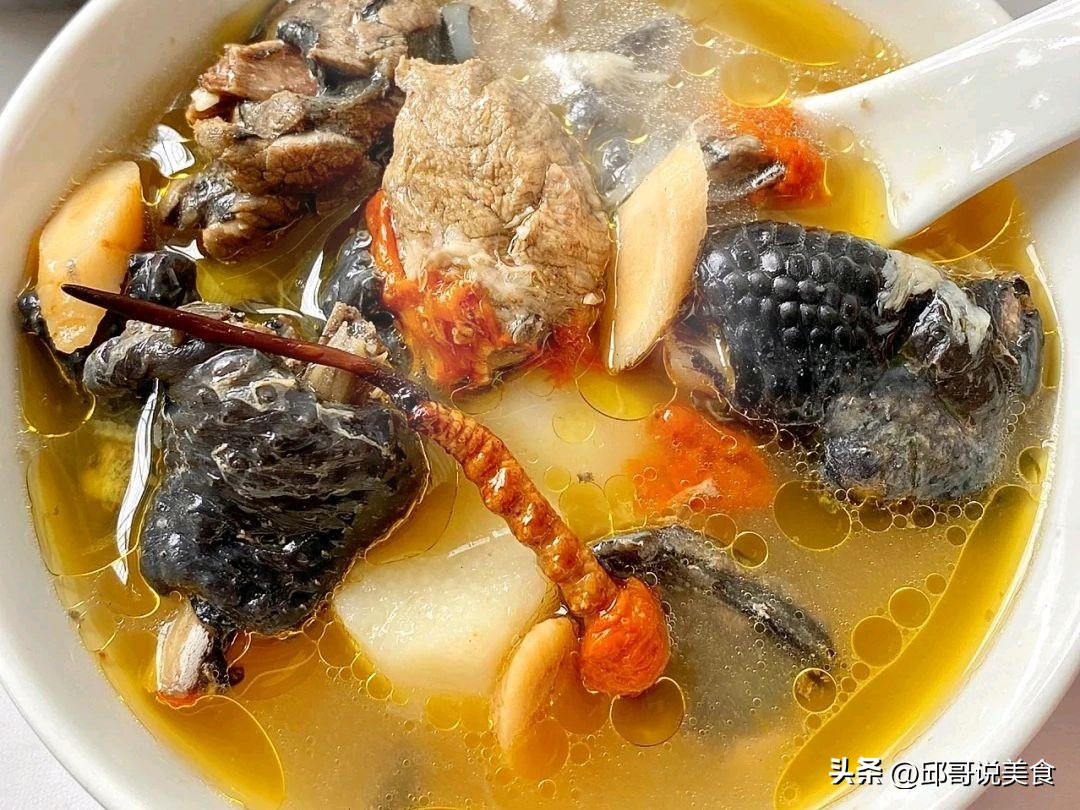 如何给女士煲好广东靓汤,煲靓汤滋补养生好吃又营养