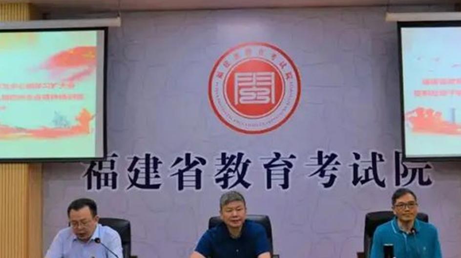 2013年,女孩称自己高考586分,再次查询却发现,只剩下了364分