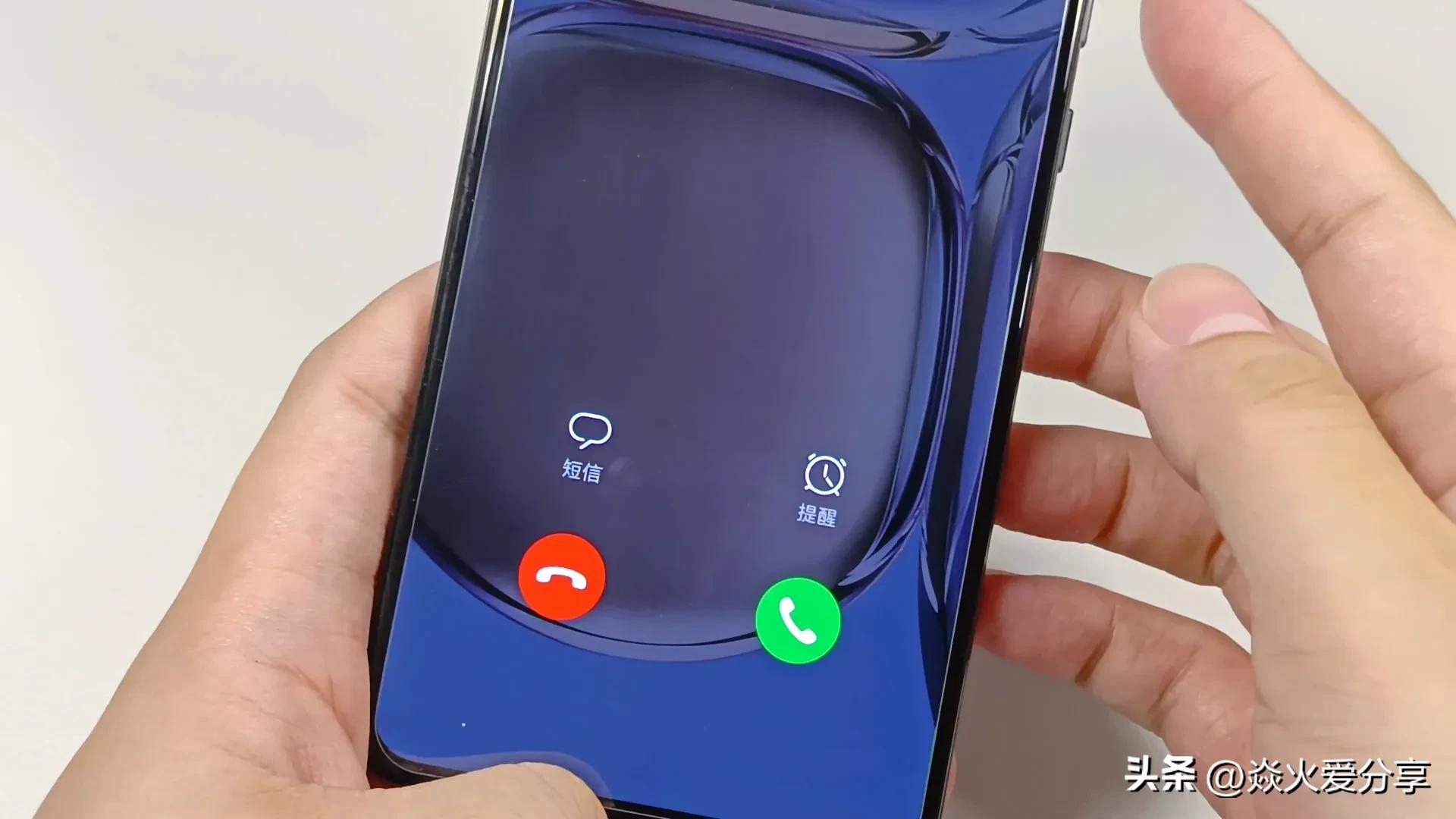 手机的音量键有时候会自己关闭,手机音量键和开关键有什么功能