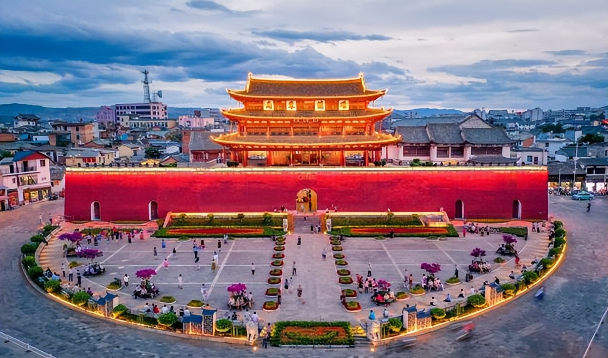 建水民宿包吃包住多少钱一天,建水康养公寓一年包吃住多少钱