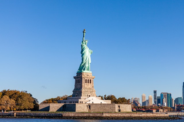 俄罗斯有多大面积现在有多少人口,人口数量对俄罗斯的影响多大